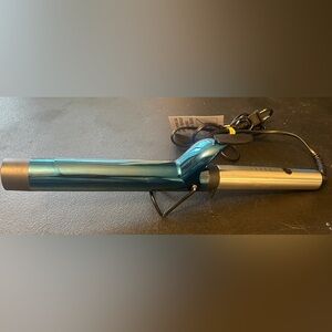 Blue Babyliss Pro Nano Titanium Spring Curling Iron 1.5 Inch Tested Working